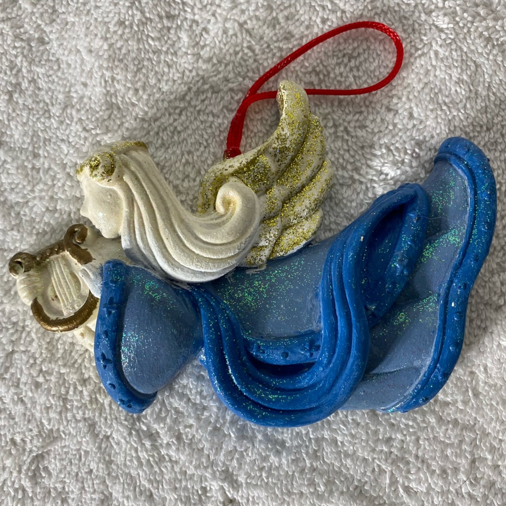 5/$35 Vintage Hand Painted Flying Angel W Harp Ceramic Christmas Tree Ornament